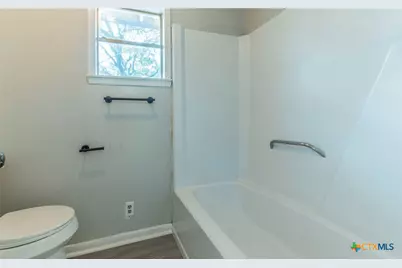 574 Oaklawn Drive, Rockdale, TX 76567 - Photo 14