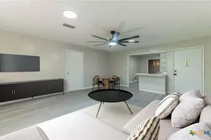 574 Oaklawn Dr, Rockdale, TX 76567 - Photo 6