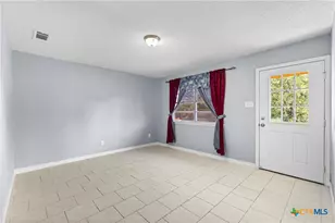 104 E Arlo Rd, Harker Heights, TX 76548 - Photo 4