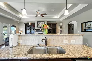 121 Carrizo Rdg, Floresville, TX 78114 - Photo 16