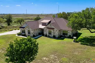 121 Carrizo Rdg, Floresville, TX 78114 - Photo 1