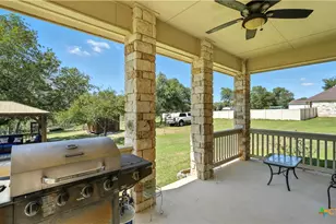 121 Carrizo Rdg, Floresville, TX 78114 - Photo 8