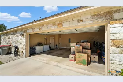 121 Carrizo Ridge, Floresville, TX 78114 - Photo 38