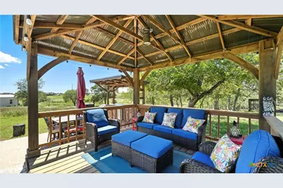 121 Carrizo Ridge, Floresville, TX 78114 - Photo 4