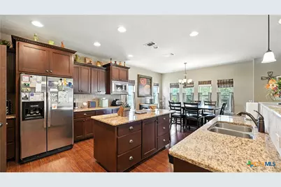 121 Carrizo Ridge, Floresville, TX 78114 - Photo 14