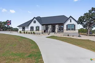 1207 Game Trl, New Braunfels, TX 78132 - Photo 6