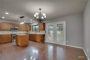 2277 S Abbey Loop, New Braunfels, TX 78130 - Photo 8