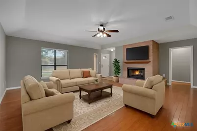 2277 S Abbey Loop, New Braunfels, TX 78130 - Photo 6