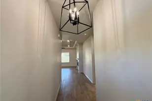 712 Eagle Claw Dr, Salado, TX 76571 - Photo 2