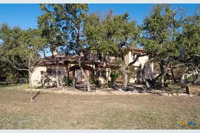 2581 Otter Way, New Braunfels, TX 78132 - Photo 2