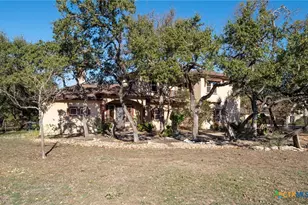2581 Otter Way, New Braunfels, TX 78132 - Photo 2