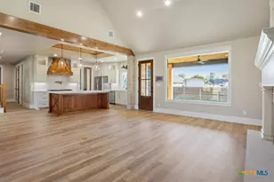 109 Cumberland Dr, Belton, TX 76513 - Photo 10