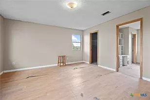 2862 Wetz Rd, Marion, TX 78124 - Photo 16