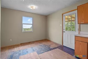 2862 Wetz Rd, Marion, TX 78124 - Photo 14