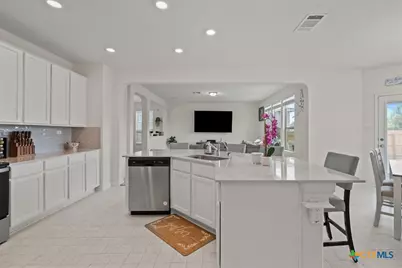 328 Harvest Flds Fields, New Braunfels, TX 78130 - Photo 10