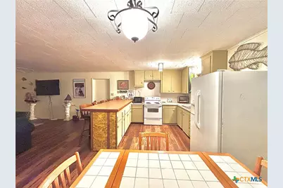 1008 W Adams Avenue, Port O'Connor, TX 77982 - Photo 8