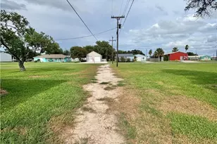 1008 W Adams Ave, Port O'Connor, TX 77982 - Photo 46