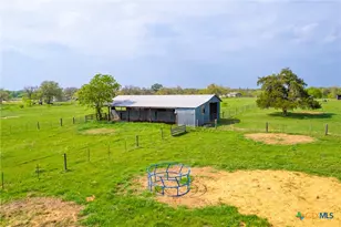 243 Co Rd 442, Harwood, TX 78632 - Photo 26