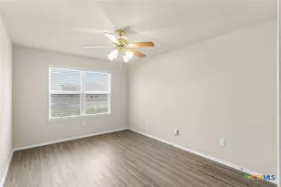 306 Benelli Dr, New Braunfels, TX 78130 - Photo 12