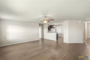 306 Benelli Dr, New Braunfels, TX 78130 - Photo 4