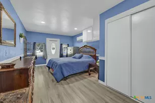 1264 Lost Elms, New Braunfels, TX 78130 - Photo 12