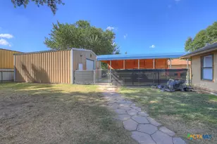 1264 Lost Elms, New Braunfels, TX 78130 - Photo 24