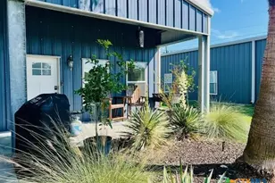 2824 W Harrison Ave, Port O'Connor, TX 77982 - Photo 4