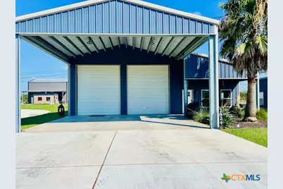2824 W Harrison Avenue, Port O'Connor, TX 77982 - Photo 1