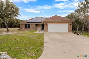 1 Coveview Dr, Morgans Point Resort, TX 76513 - Photo 2