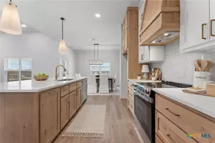 8621 Austin Turner Trl, Killeen, TX 76542 - Photo 2