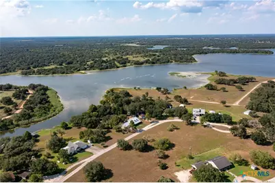 107 E Circle Street, Goliad, TX 77963 - Photo 8