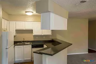 2405 S 13th St, Temple, TX 76504 - Photo 10