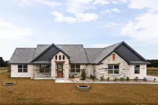 11139 Golden Eagle Ave, Salado, TX 76571 - Photo 1