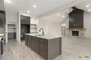 11139 Golden Eagle Ave, Salado, TX 76571 - Photo 14