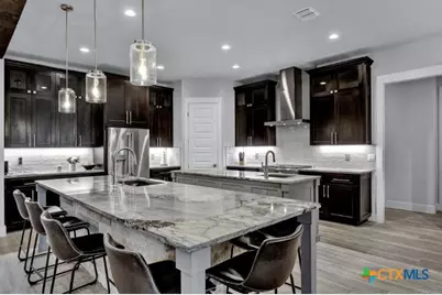 339 Valley Lodge, New Braunfels, TX 78132 - Photo 4