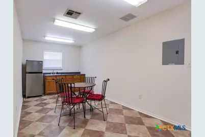 1712 N Interstate 35, San Marcos, TX 78666 - Photo 18