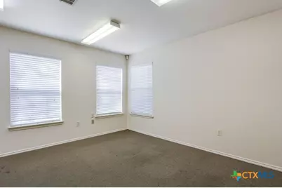 1712 N Interstate 35, San Marcos, TX 78666 - Photo 22