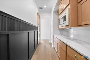 6807 Lacey Oak Rd, Salado, TX 76571 - Photo 12