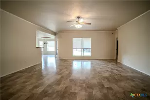 2112 Lincoln Ct, Belton, TX 76513 - Photo 6