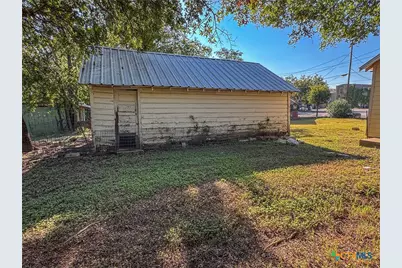 511 Saunders Street, Gatesville, TX 76528 - Photo 24
