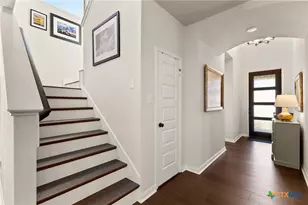 947 Blue Violet, New Braunfels, TX 78130 - Photo 2