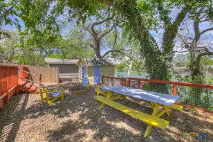 1015 Reiley Rd, Seguin, TX 78155 - Photo 22