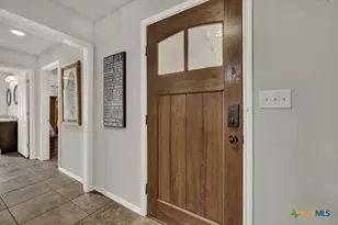1015 Reiley Rd, Seguin, TX 78155 - Photo 6