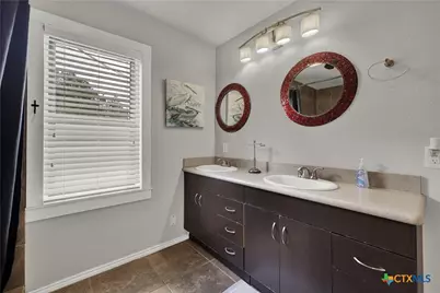 1015 Reiley Road, Seguin, TX 78155 - Photo 18