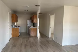 902 McDaniel Cir, Killeen, TX 76543 - Photo 8