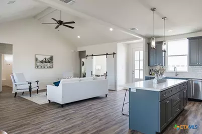 243 Honeycomb, Victoria, TX 77904 - Photo 6