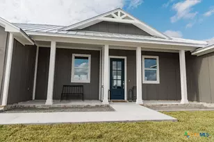 243 Honeycomb, Victoria, TX 77904 - Photo 2