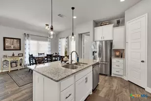 432 Sweetleaf Ln, New Braunfels, TX 78132 - Photo 12