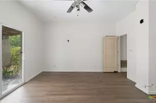 415 Elm St, Seguin, TX 78155 - Photo 4