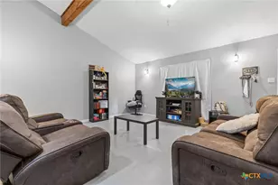 202 Bluebonnet St, Gatesville, TX 76528 - Photo 4